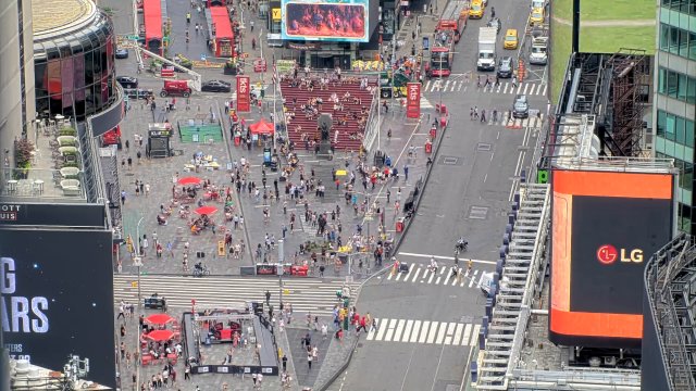 Latest frame from Times Square